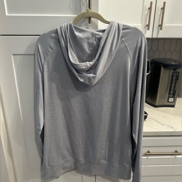 Vuori Womens Sweatshirt long sleeves hoodie size Large - Picture 2 of 6